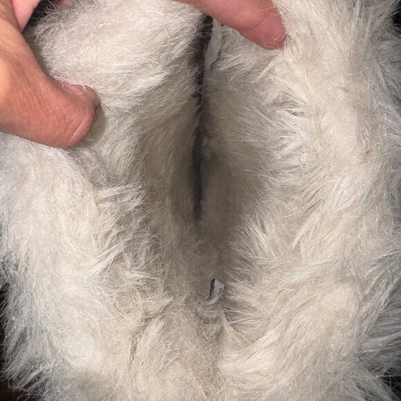 Juicy Couture Vintage Fur Trim Snow Boots Taupe 10 - Picture 9 of 10